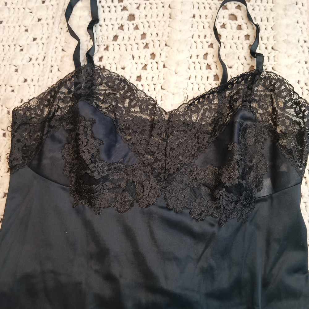 SILKY Vtg VASSARETTE Satin NYLON Dress SLIP Lace Top & Bottom USA Sz 32 F Read - Picture 7 of 13
